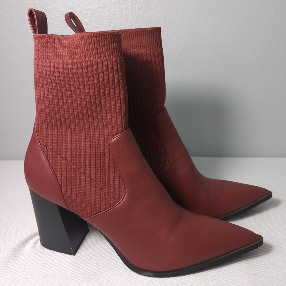 Open Edit Women's Size 11‎ Red Pointed Toe Chunk 3.5" Heel Ankle Boots